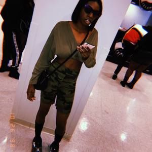 Meet your Posher, Inayiah